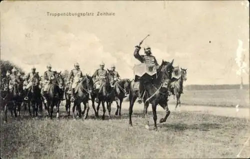 Ak Zeithain in Sachsen, Truppenübungsplatz, Pferde, Soldaten