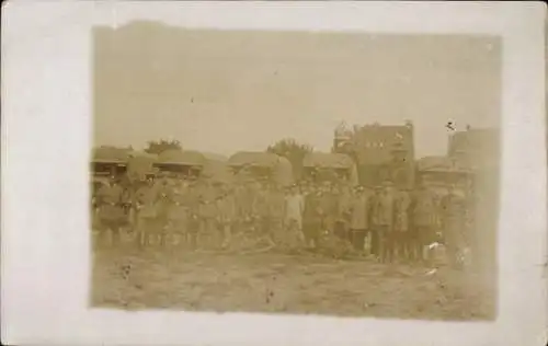 Foto Ak Deutsche Soldaten in Uniformen, Kraftfahr Abteilung, I WK