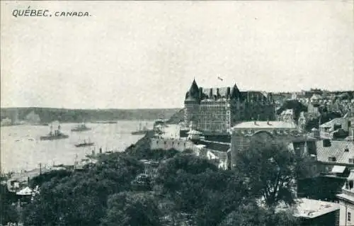 Ak Québec Kanada, chateau, Vue générale, quais