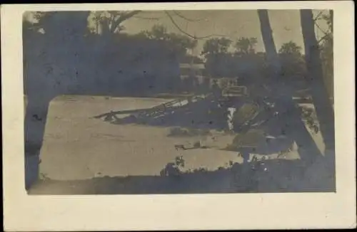 Foto Ak Bogenhausen München, Zerstörte Max Joseph Brücke, Isar-Hochwasser 1899