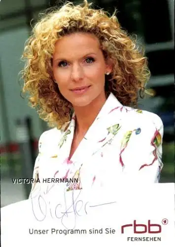 Ak Schauspielerin Victoria Herrmann, Portrait, Autogramm