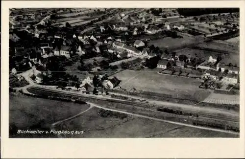 Ak Blickweiler Blieskastel, Fliegeraufnahme, Bäckerei Gasthaus, Kolonialwaren