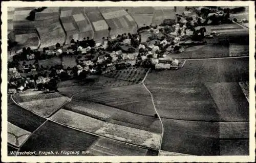 Ak Witzschdorf Gornau im Erzgebirgskreis, Fliegeraufnahme, Panorama vom Ort