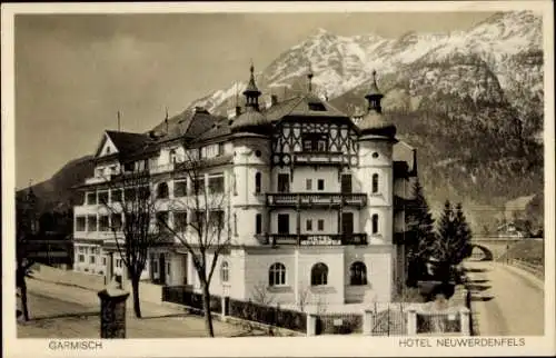 Ak Garmisch Partenkirchen in Oberbayern, Hotel Neuwerdenfels, Alpen