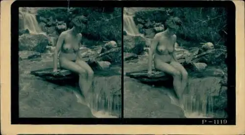 Stereo Foto Erotik, Frauenakt, Bachlauf, Wasserfall