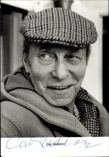 Ak Schauspieler Carl Raddatz, Portrait mit Mütze, Autogramm