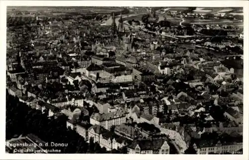 Ak Regensburg an der Donau Oberpfalz, Fliegeraufnahme