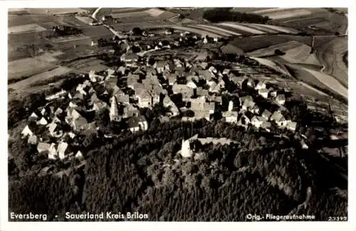 Ak Eversberg Meschede im Sauerland, Fliegeraufnahme