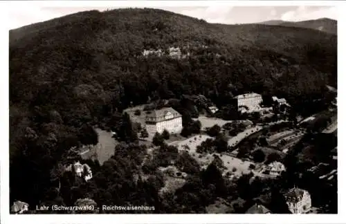 Ak Lahr im Schwarzwald Baden, Reichswaisenhaus, Fliegeraufnahme