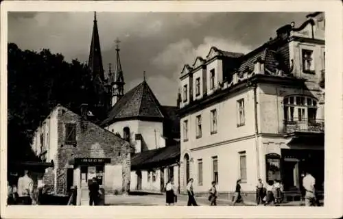 Ak Myślenice Mischlenitz Myslenitz Polen, Markt, Passanten