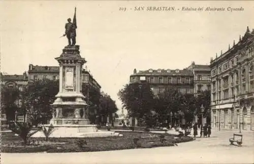 Ak Donostia San Sebastian Baskenland, Statue von Admiral Oquendo