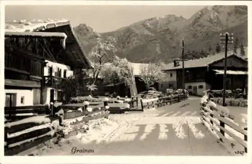 Ak Grainau in Oberbayern, Straßenpartie im Schnee