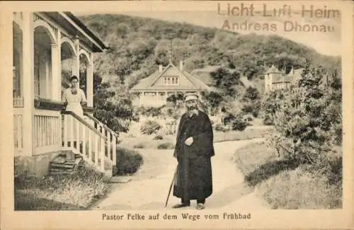 Ak Bad Sobernheim an der Nahe, Pastor Felke auf dem Weg vom Frühbad