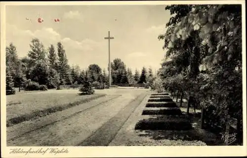 Ak Waplitz Osztynek, Heldenfriedhof, Großes Kreuz