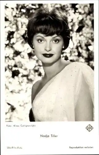 Ak Schauspielerin Nadja Tiller, Portrait