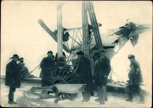 Ak Russland, Militärflugzeug, Seeleute