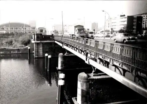 Foto Ak Hamburg Hammerbrook, Teilansicht, Süderstraße, Verkehr, Brücke