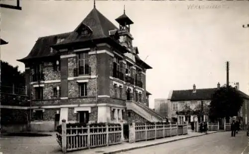 Ak Vernouillet Yvelines, Rathaus