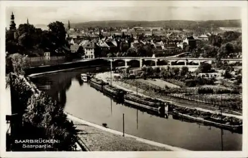 Ak Saarbrücken im Saarland, Saar, Brücke, Lastkähne