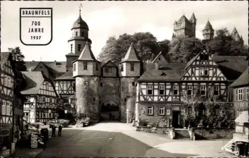 Ak Braunfels an der Lahn, Marktplatz, Schlossportal, 700 Jahre, 1957