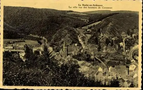 CPA Laroche La Roche en Ardennes Wallonie Luxembourg, Ville vue des hauteurs de Corumont