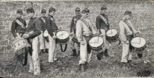 Ak Französische Soldaten in Uniformen, Trommel, Trommler