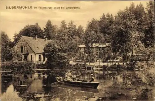 Ak Leopoldstal Horn Bad Meinberg in Lippe Teutoburger Wald, Silbermühle, Ruderboot