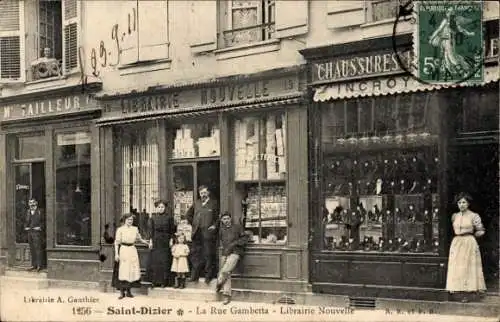 Ak Saint Dizier Haute Marne, La Rue Gambetta, Librairie Nouvelle