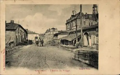 Ak Laheycourt Meuse, Entree du Village