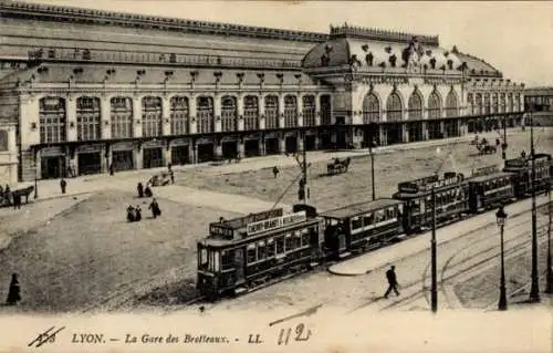 Ak Lyon Rhône, Bahnhof Brotteaux, Straßenbahn