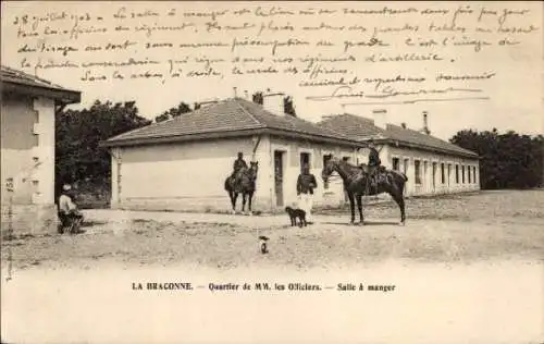 Ak La Braconne Charente, Quartier de MM les Officiers, Salle a manger, Soldaten, Pferde