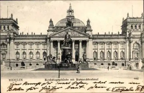 Ak Berlin Tiergarten, Reichstagsgebäude mit Bismarckdenkmal