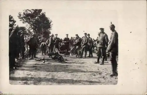 Foto Ak Deutsche Soldaten in Uniformen