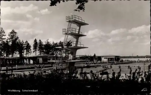Ak Wolfsburg in Niedersachsen, Schwimmbad, Sprungturm