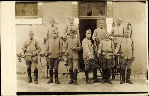 Foto Ak Französische Soldaten in Uniformen, Trompeter