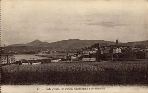 Ak Hondarribia Hondarribia Baskenland, Gesamtansicht und Hendaye