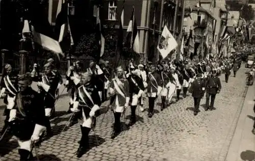 Studentika Foto Ak Marburg an der Lahn, Fest, Studenten, Fahne