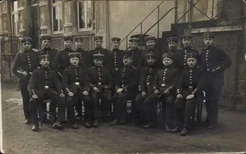 Foto Ak Kaiserswerth Düsseldorf am Rhein, Deutsche Soldaten in Uniformen, I WK