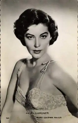 Ak Schauspielerin Ava Gardner, Portrait