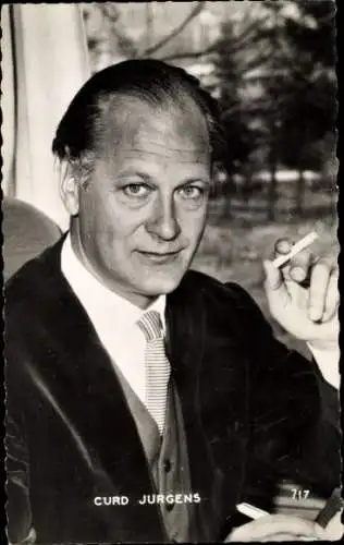 Ak Schauspieler Curd Jürgens, Portrait