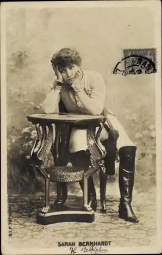 Ak Schauspielerin Sarah Bernhardt, Portrait