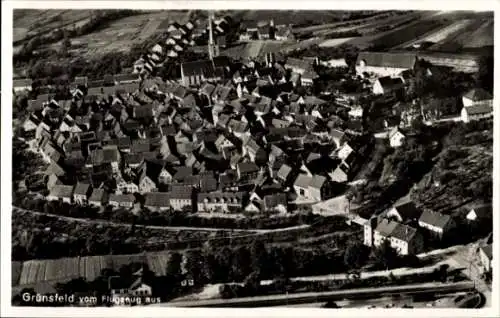 Ak Grünsfeld in Baden, Fliegeraufnahme