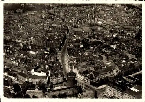 Ak Nürnberg in Mittelfranken, Fliegeraufnahme, Altstadt