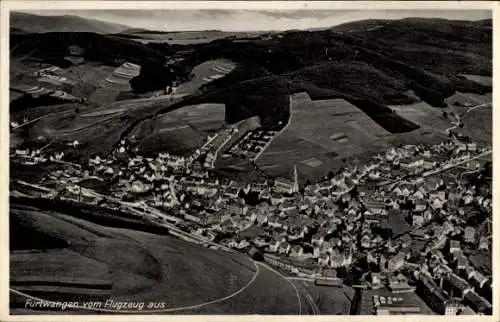 Ak Furtwangen im Schwarzwald, Fliegeraufnahme