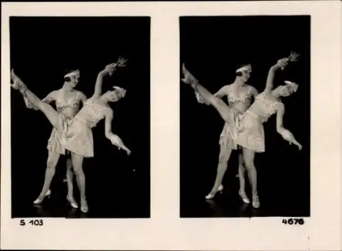 Stereo Foto zwei Frauen in Tanzkostümen, Pose