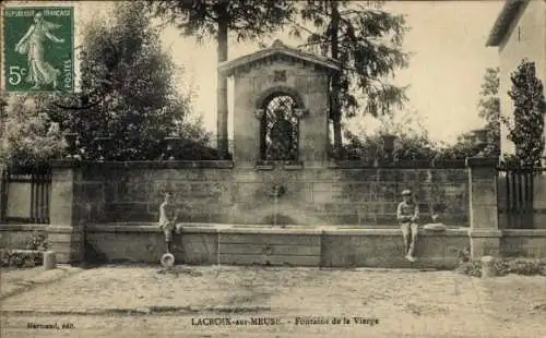 Ak Lacroix sur Meuse, Fontaine de la Vierge