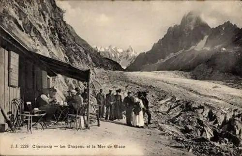 Ak Chamonix Mont Blanc Haute Savoie, Le Chapeau et la Mer de Glae