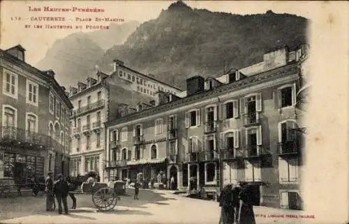 Ak Cauterets Hautes Pyrénées, Place Saint Martin, Hauteurs du Peguere