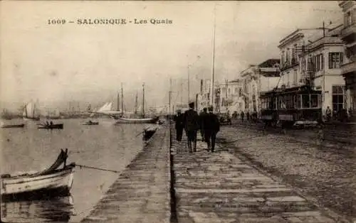 Ak Saloniki Thessaloniki Griechenland, Hafen, Straßenpartie am Kai