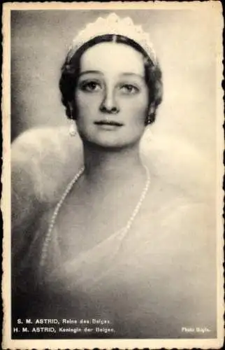 Ak Königin Astrid von Belgien, Portrait